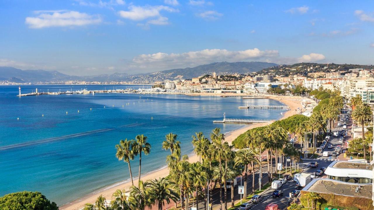 Croisette - Plages - Palais - Bord De - Moderne Et Lumineux Avec Balcon Cannes