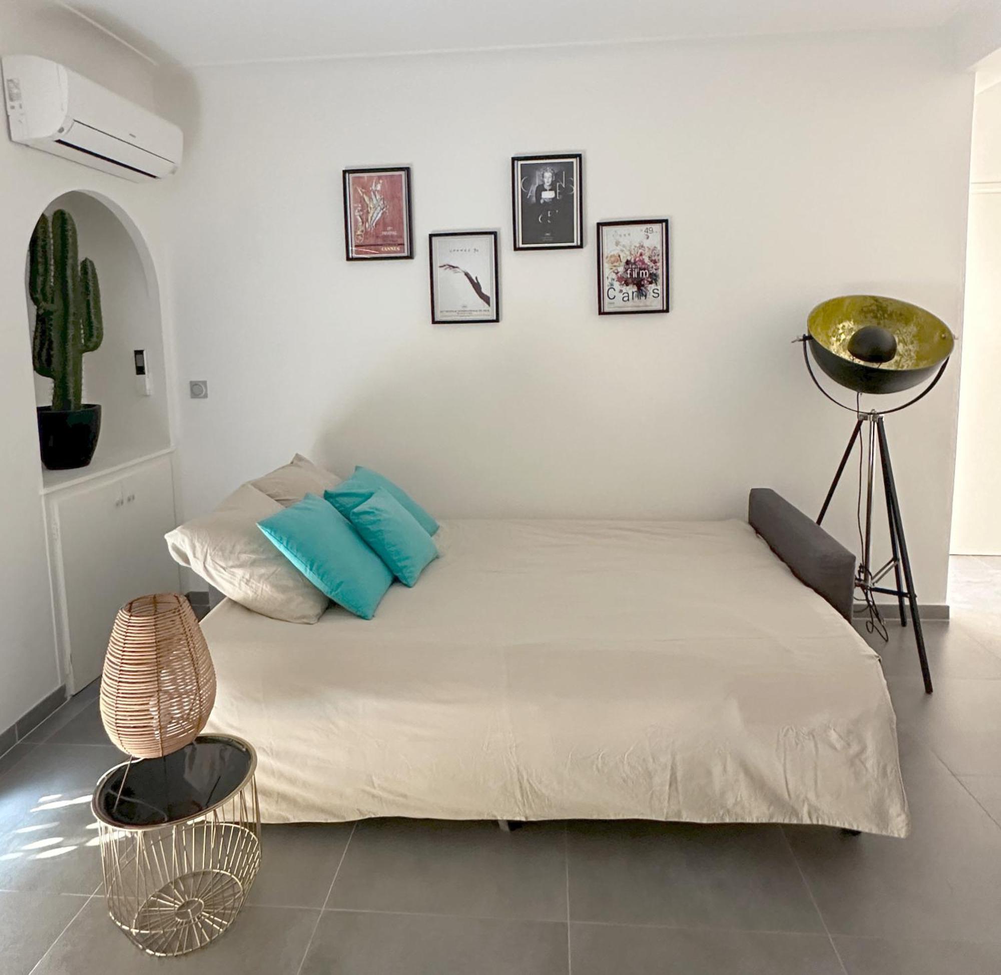 Croisette - Plages - Palais - Bord De - Moderne Et Lumineux Avec Balcon * Cannes